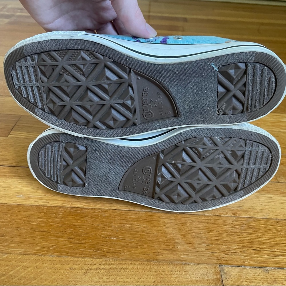 Custom Converse Low Tops - Picture 6 of 12